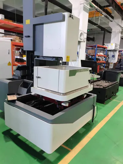 Máquina CNC de corte de fio com faísca EDM Bqy630